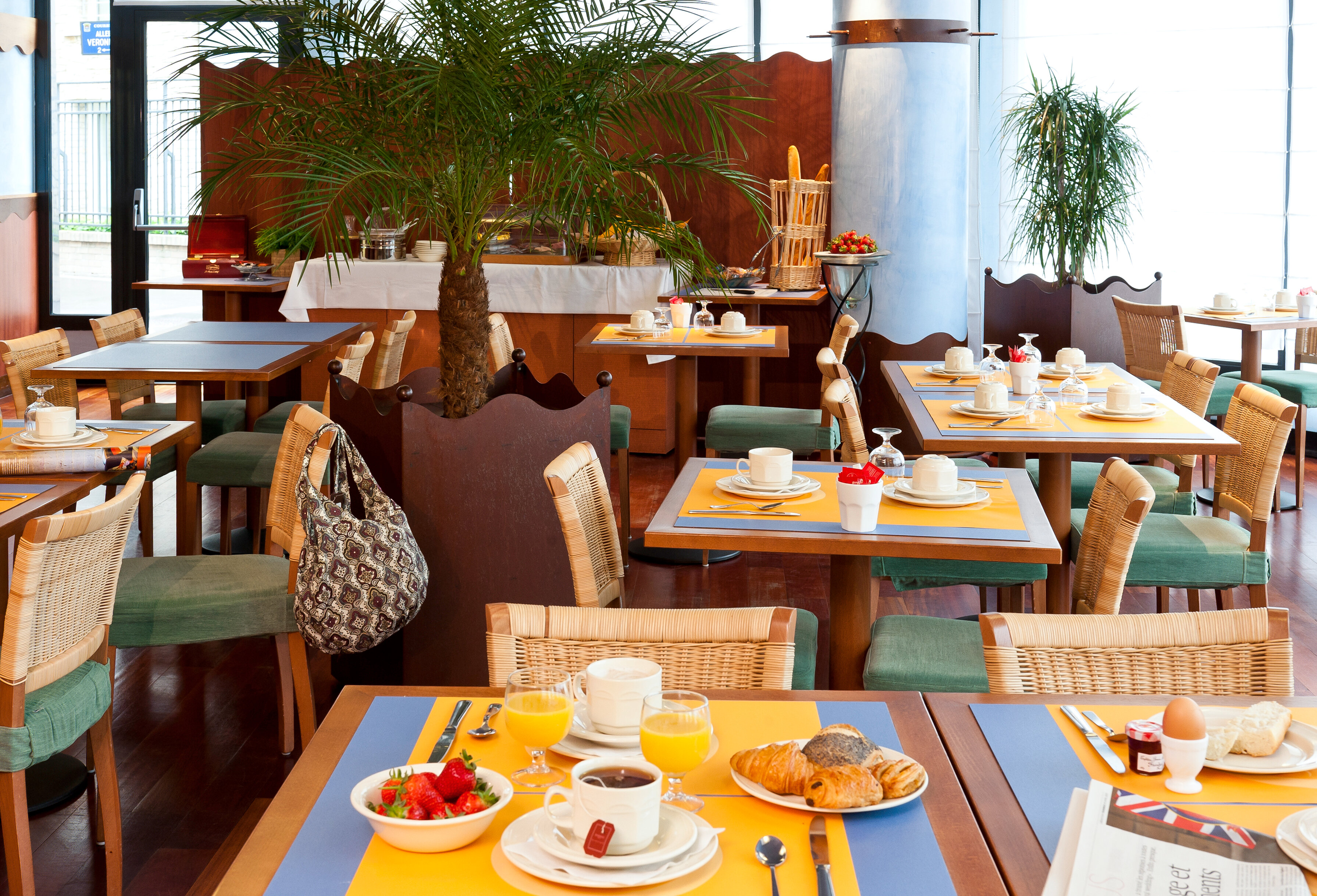 Фото 37687968051