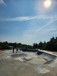 Бетонный скейт-парк (Moscow, Zelenograd, 17-y mikrorayon), sports ground