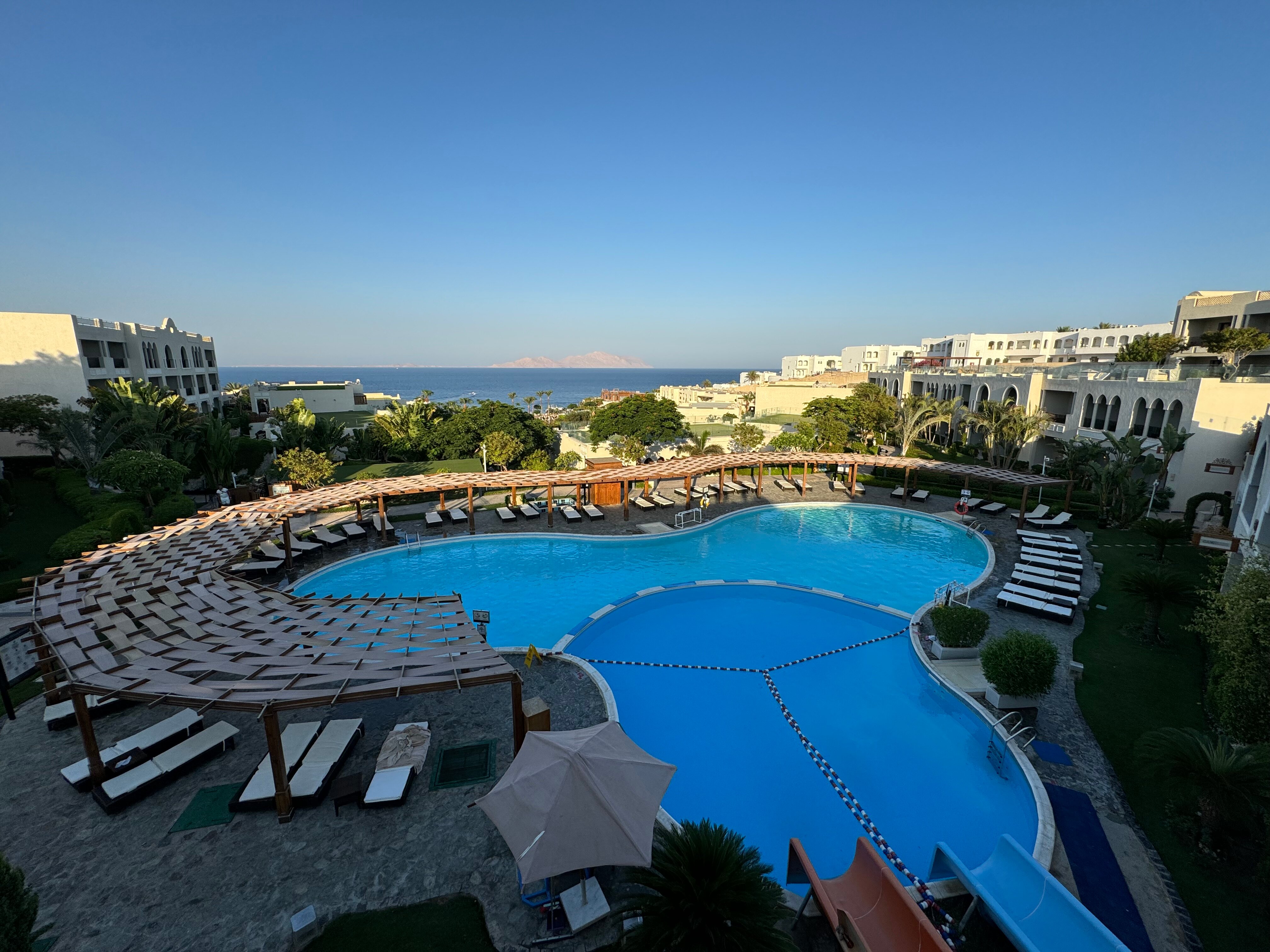 Фото Sunrise Arabian Beach Resort