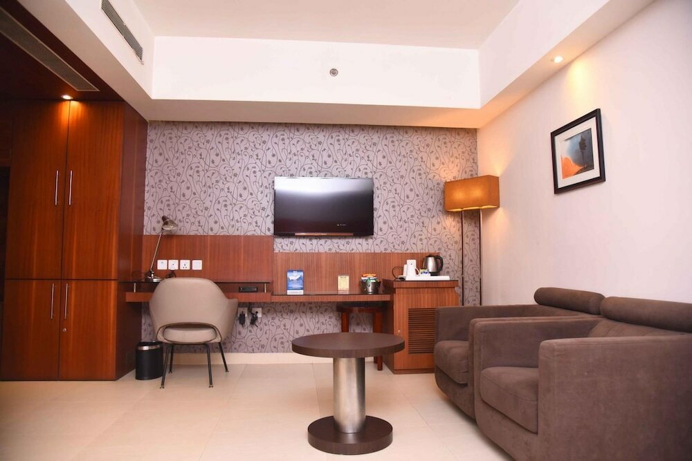 Фото Celesta Kolkata