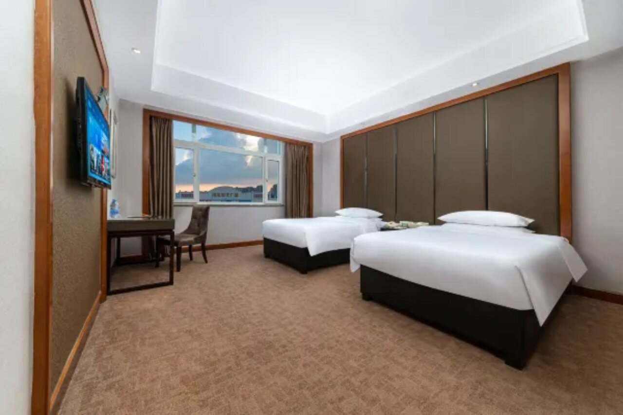 Фото Vienna Hotel Dongguan Tangxia Binfen Plaza