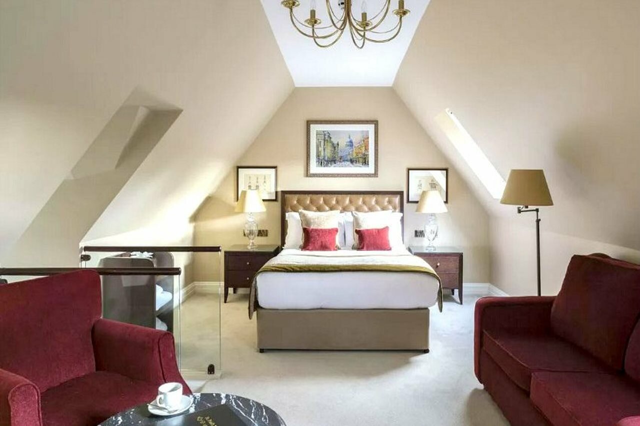 Фото St Paul's Hotel