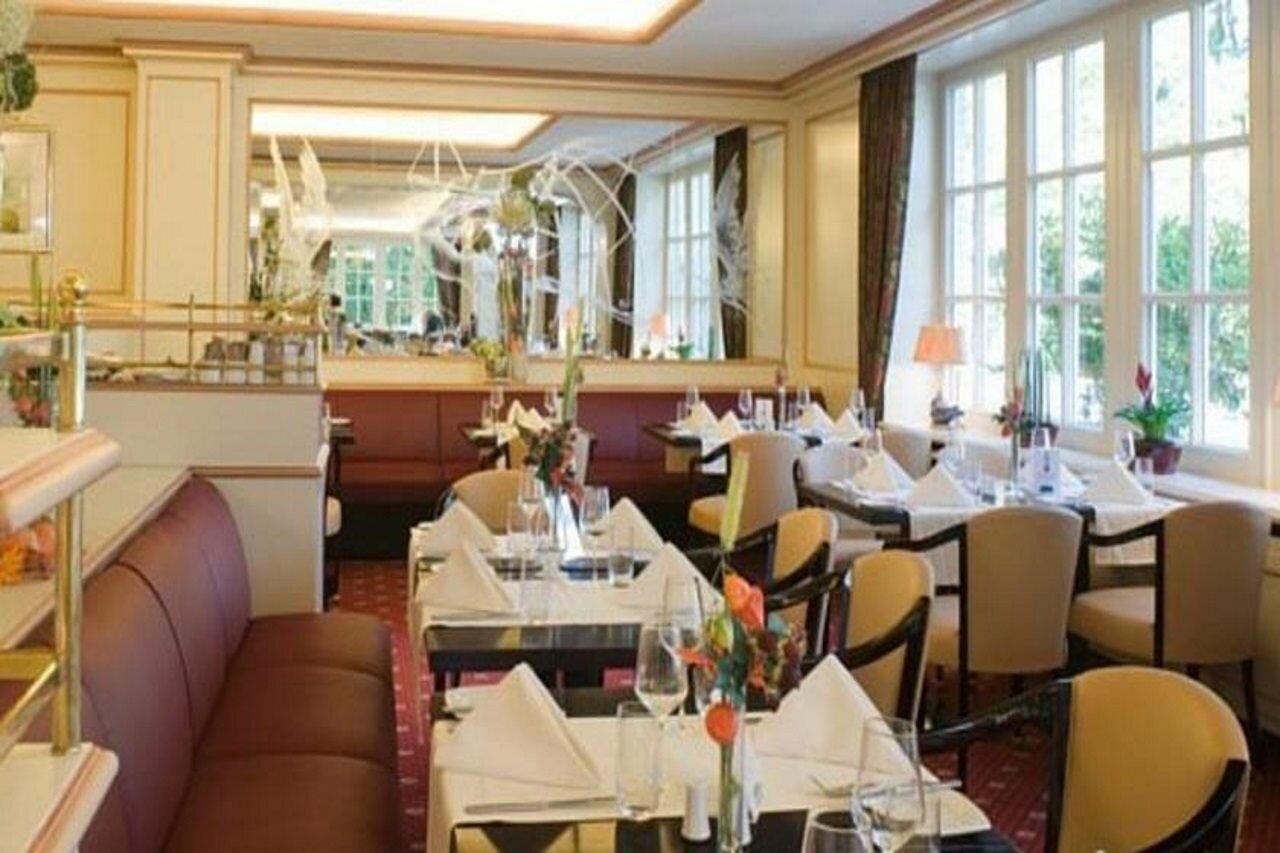 Фото Courtyard by Marriott Hamburg Airport