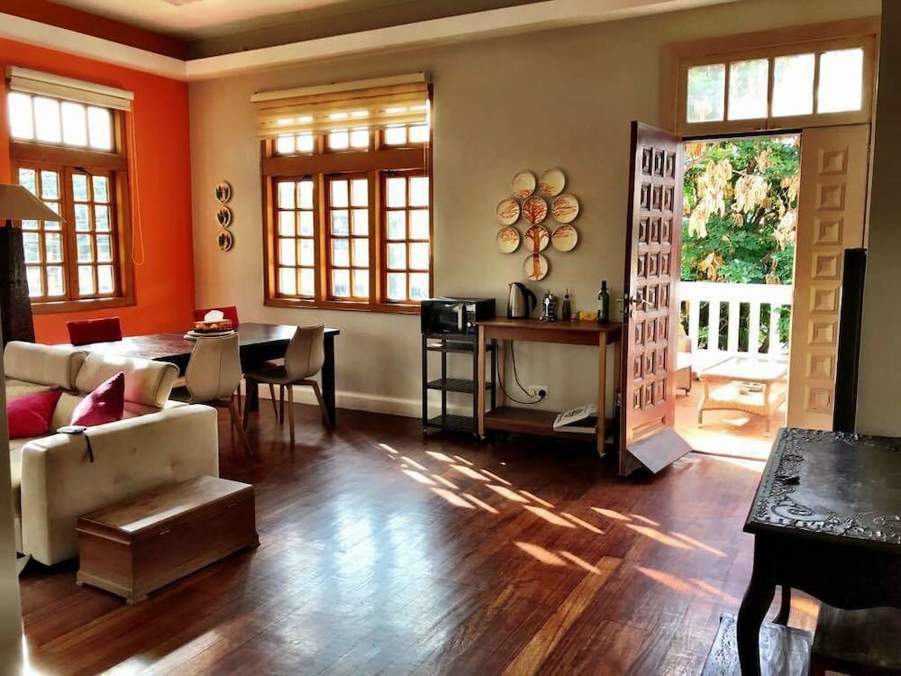 Фото Olma Colonial Suites