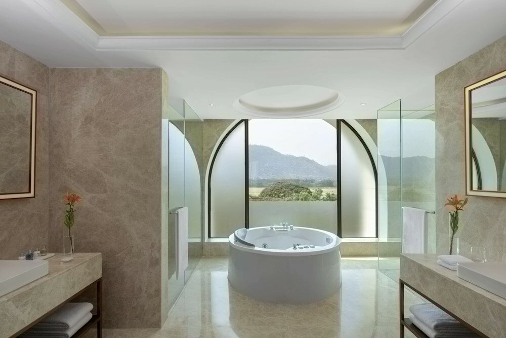 Фото Radisson Blu Plaza Hotel Mysore