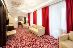 Bashkiria Hotel (Ufa, Lenina Street, 25/29), hotel