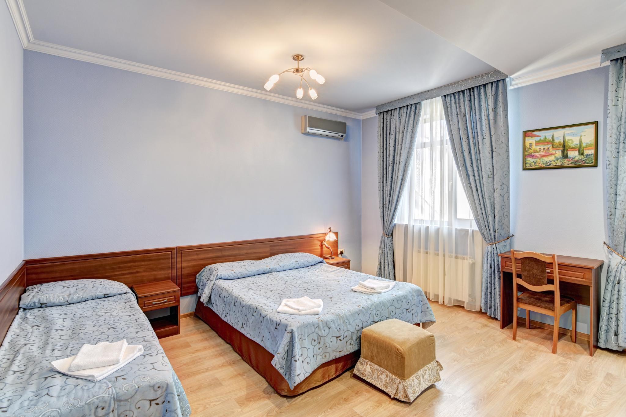 Фото Река и Море