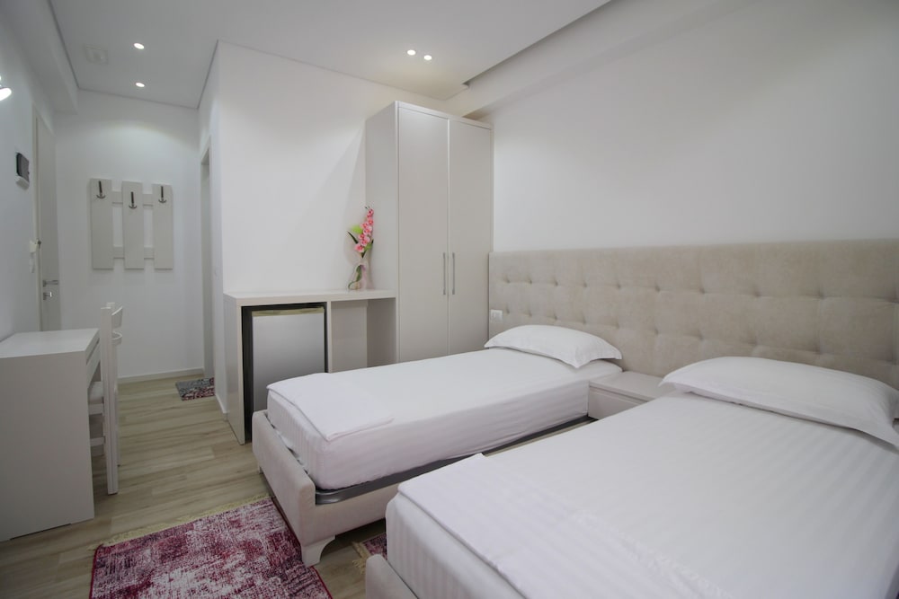 Фото Elena Hotel