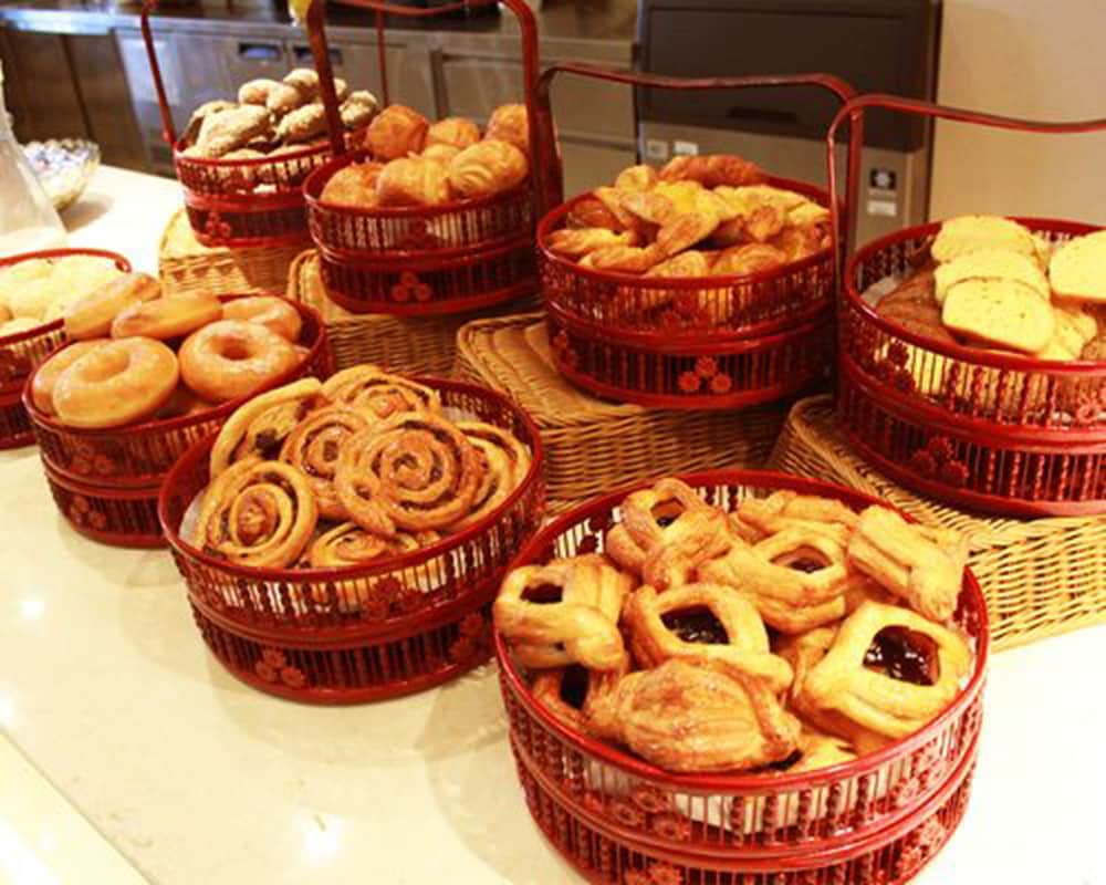 Фото Evergreen Laurel Hotel Shanghai