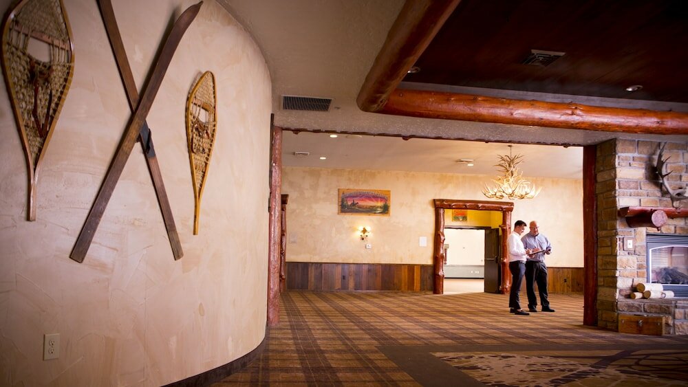 Фото Stoney Creek Hotel St. Joseph