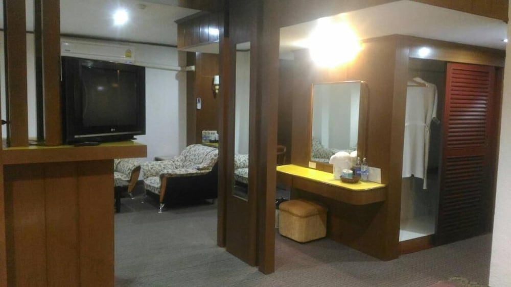 Фото River Grand Hotel Hat Yai