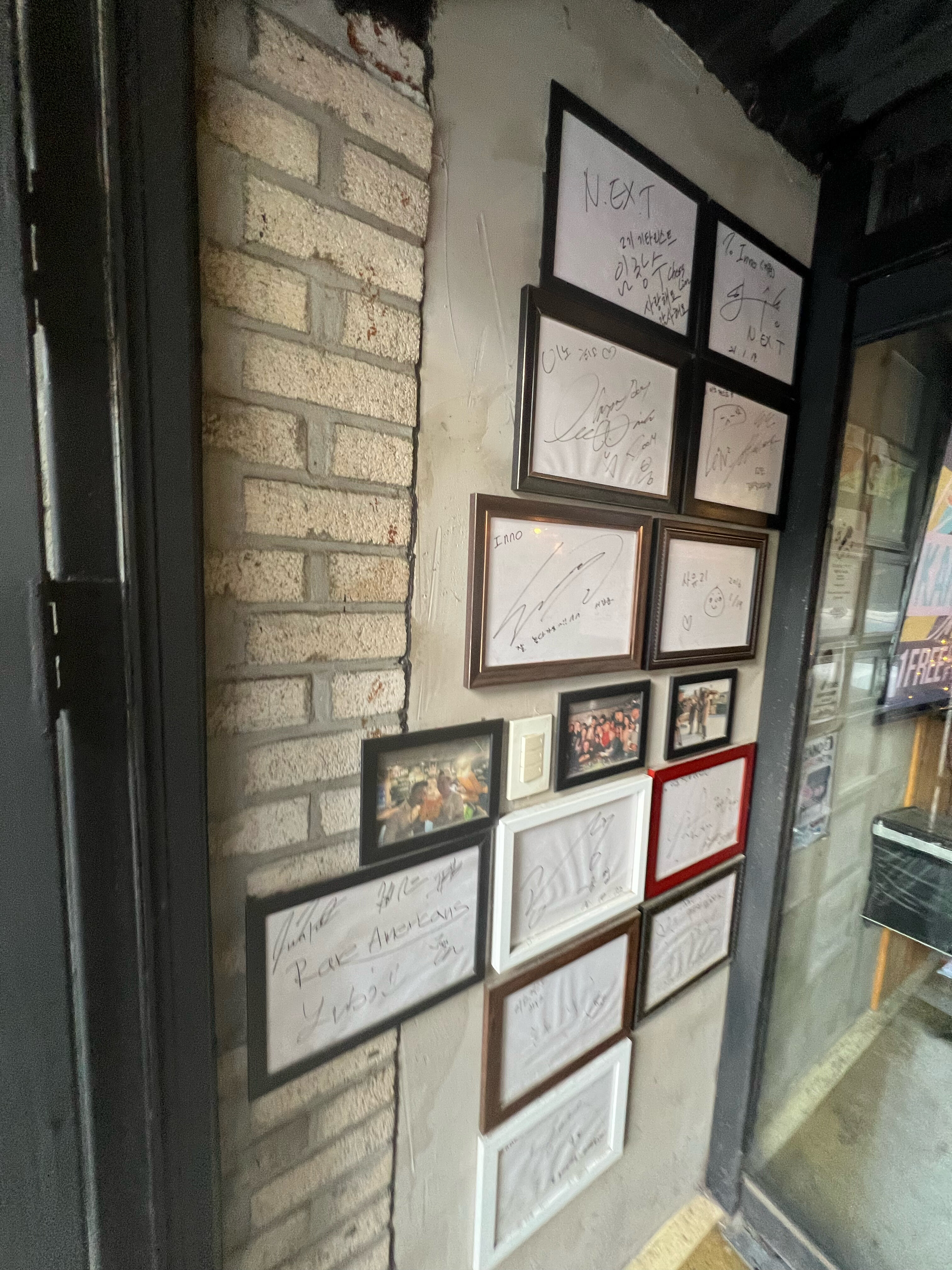 Фото Inno Hostel & Pub Lounge Hongdae