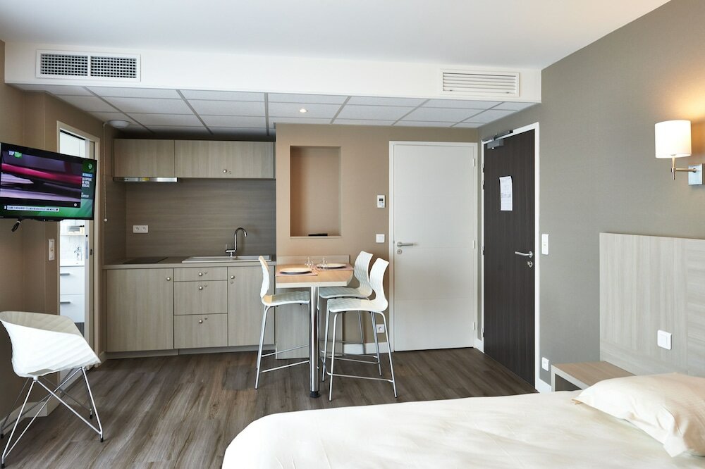 Фото Park Hôtel