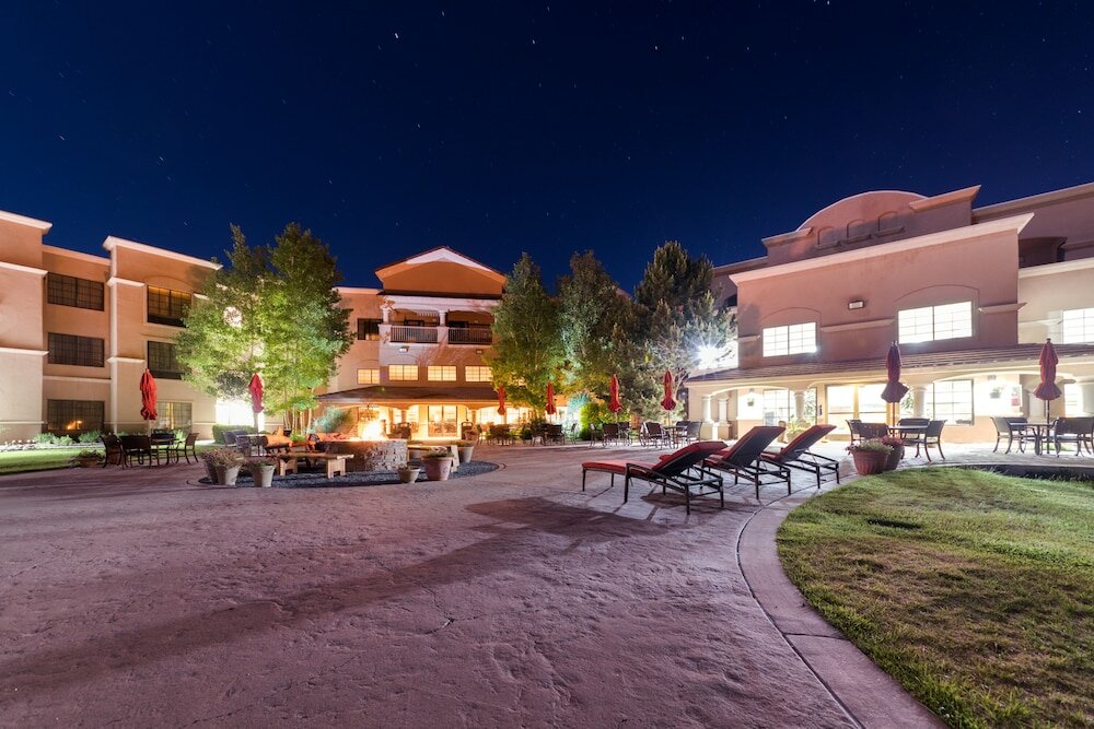 Фото Mcm Elegante Lodge & Suites Ruidoso
