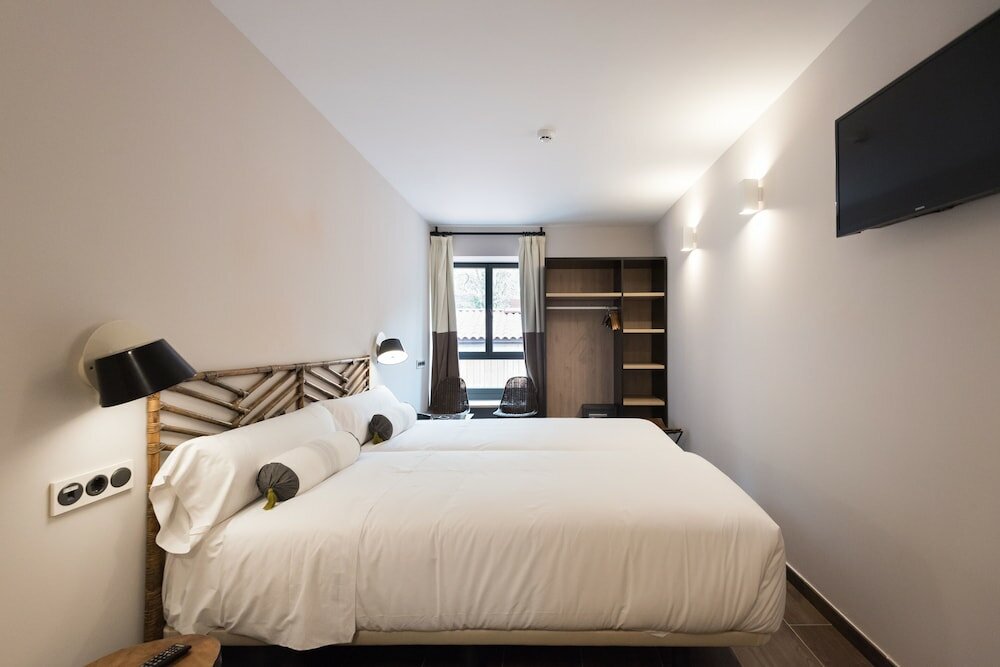 Фото Hotel Sagarlore