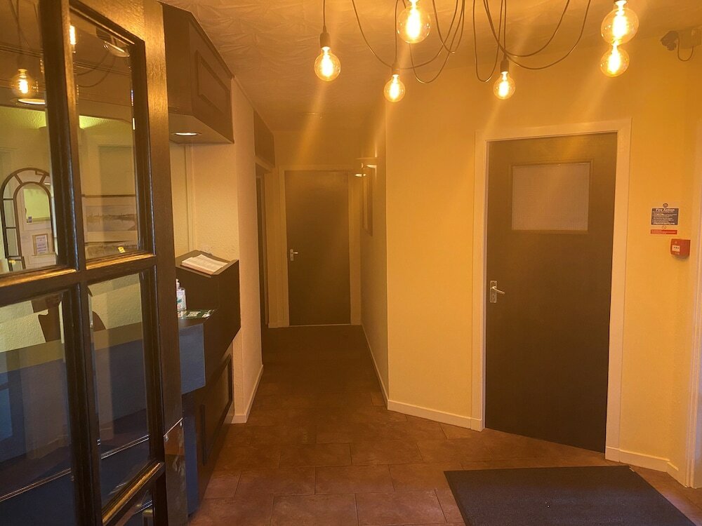 Фото Smithton Hotel