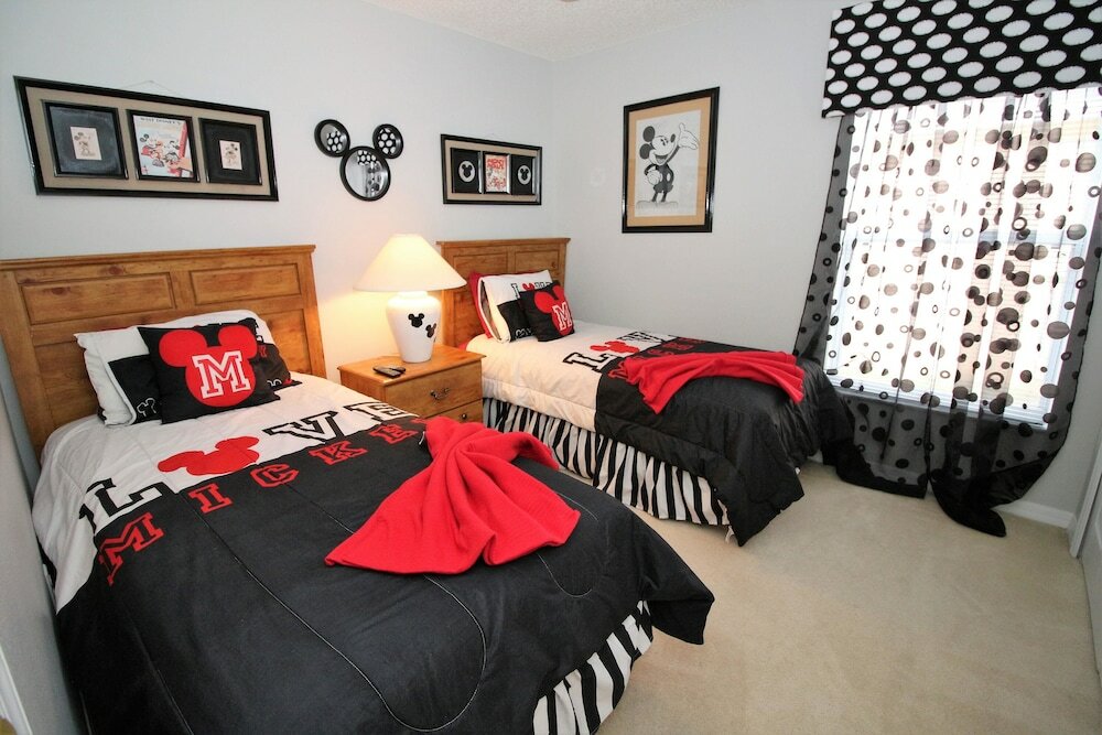 Фото Allamanda Holiday Home 4 Bedroom