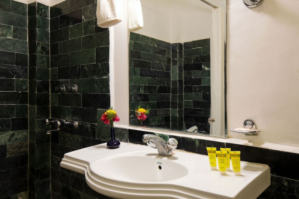 Фото Hotel Bundelkhand Riverside