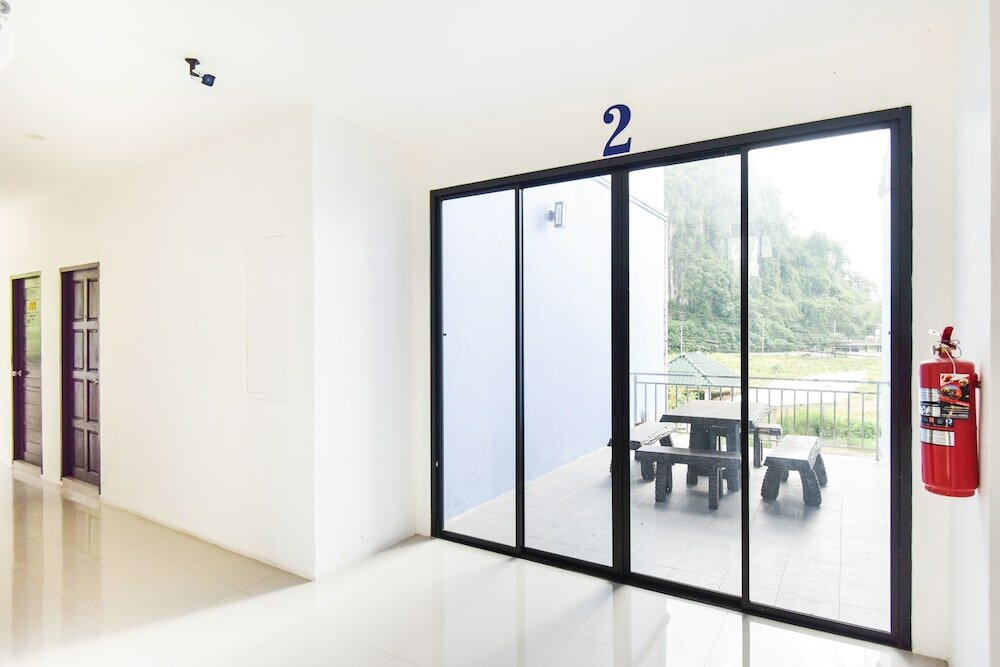 Фото Oyo 430 Tanya Place