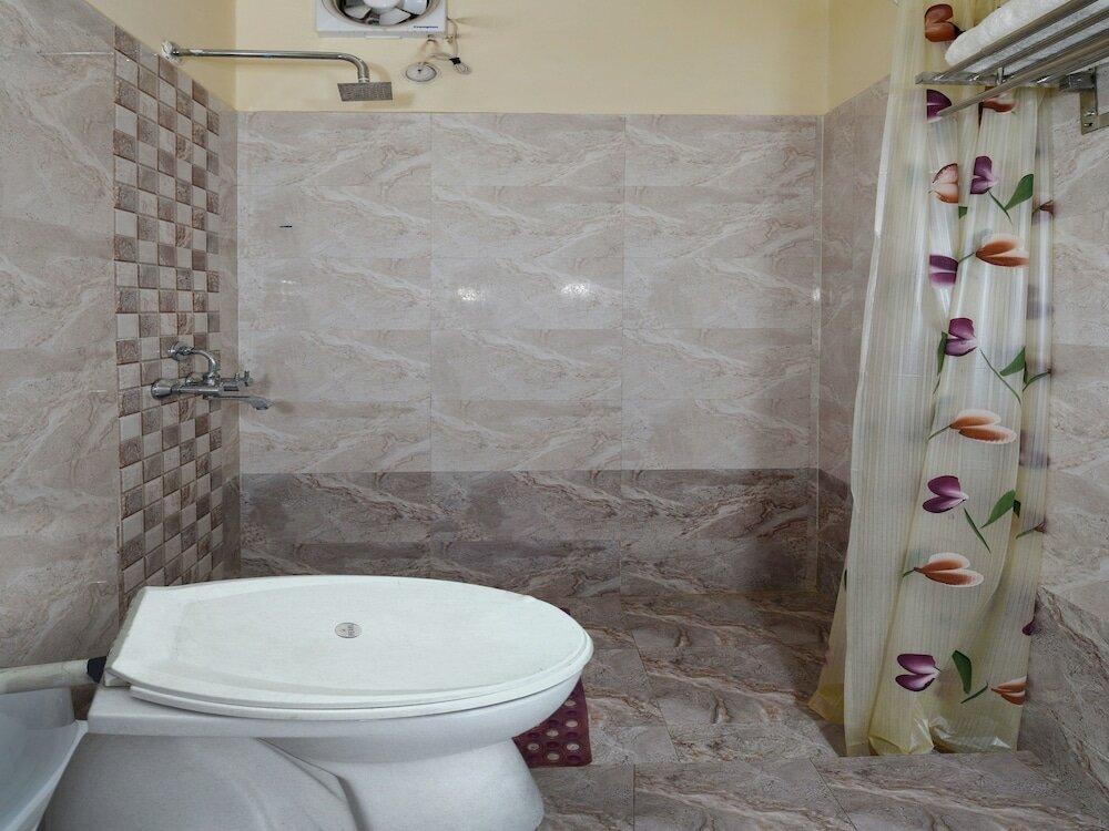 Фото The Century Plaza Hotel