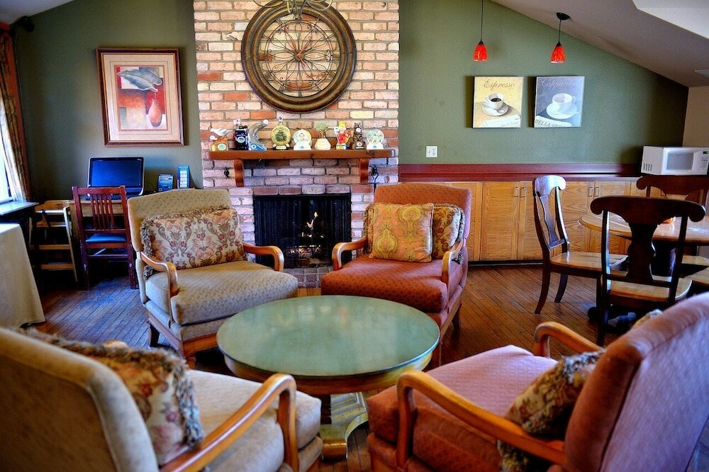 Фото Pacific Gardens Inn