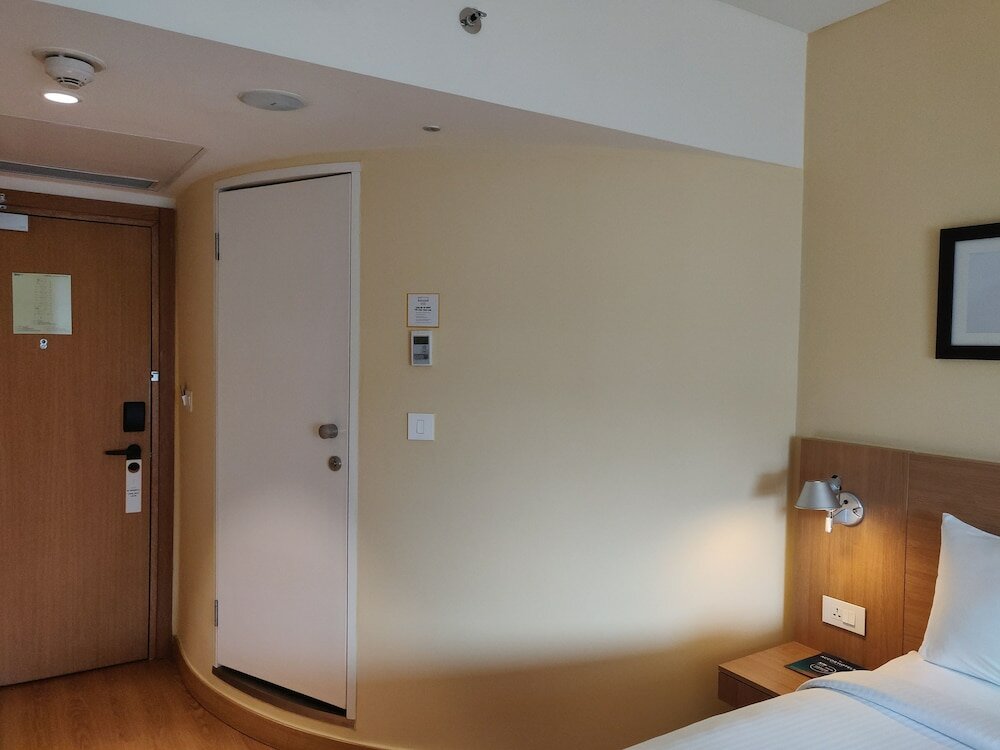 Фото Ibis Bengaluru City Centre