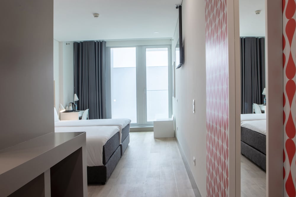 Фото Stay Hotel Porto Aeroporto