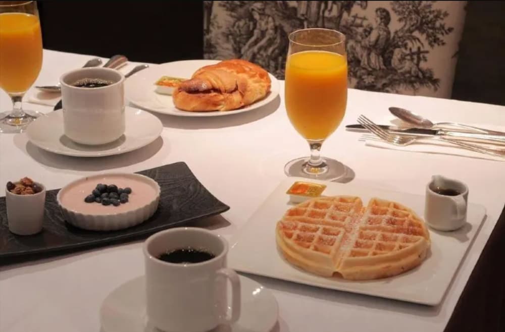 Фото Executive Hotel Vintage Court