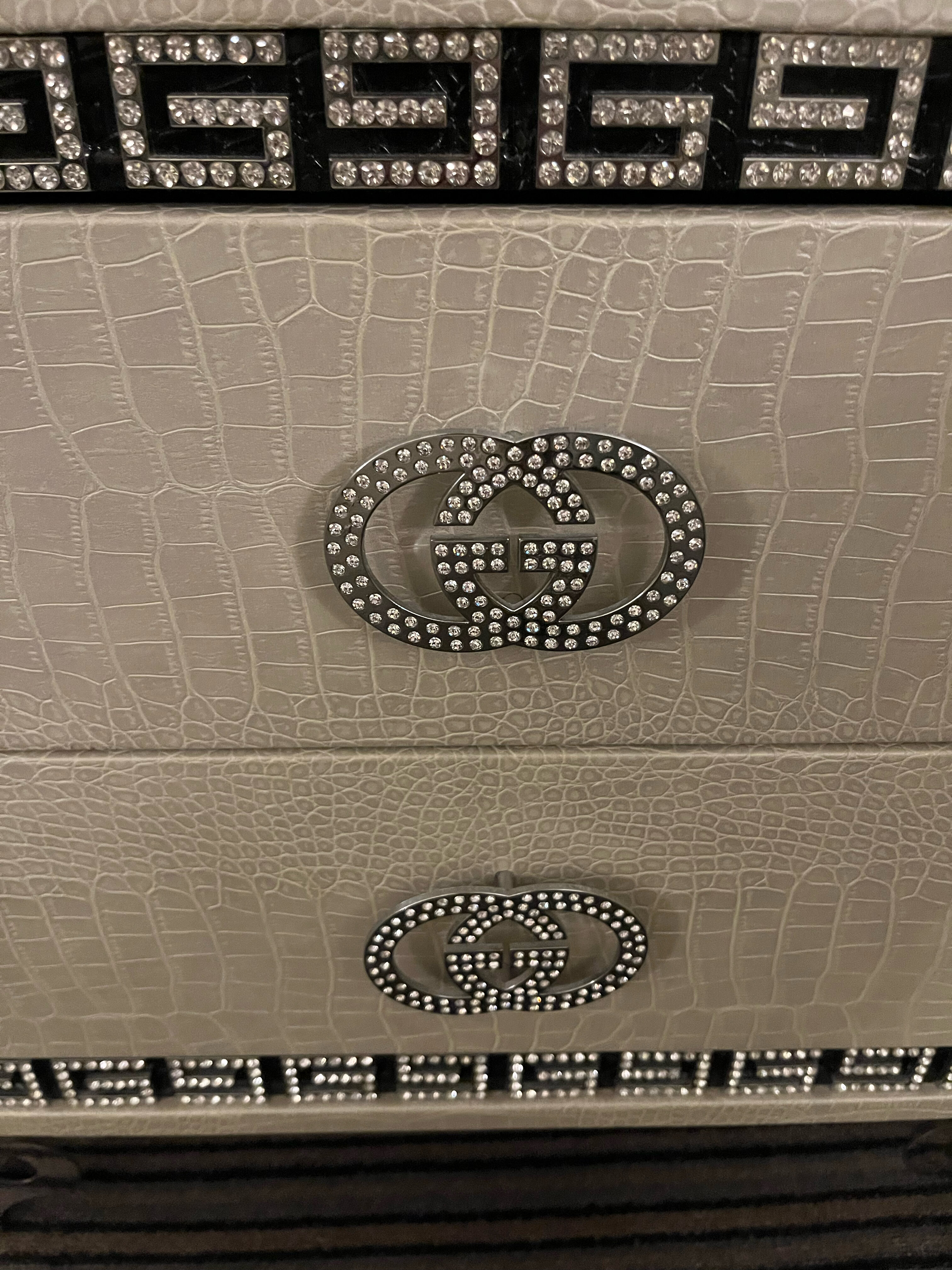 Фото Золотой дракон