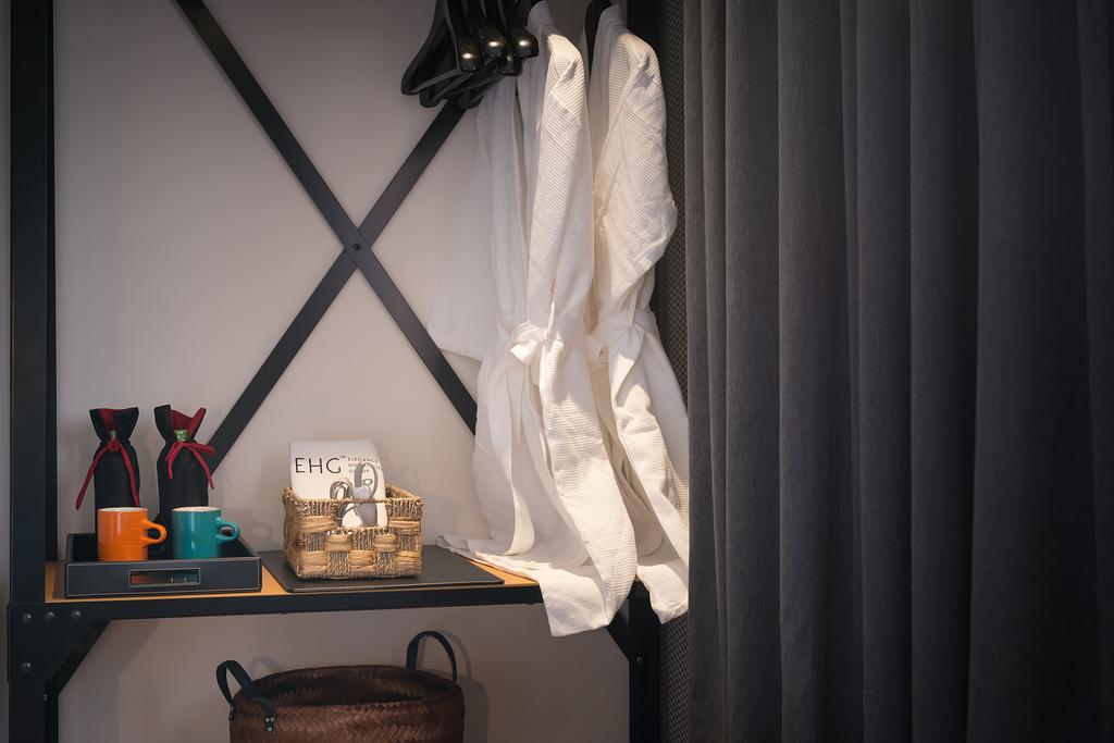 Фото C Central Hotel