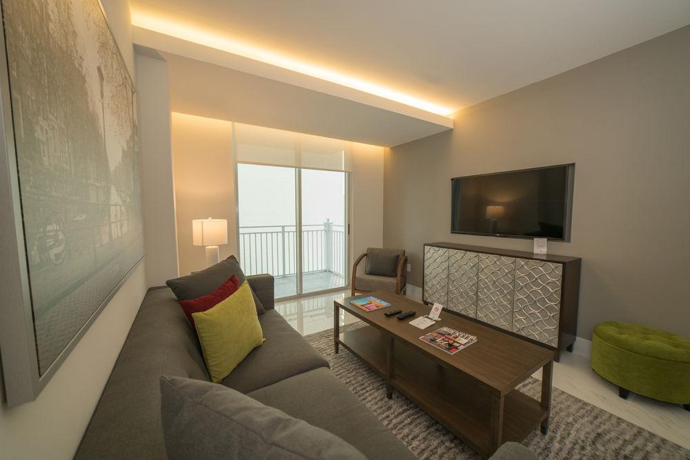 Фото Fortune House Hotel Suites