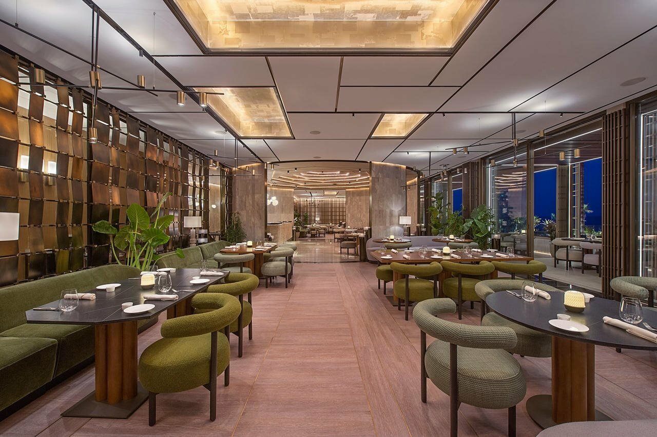 Фото Four Seasons Hotel