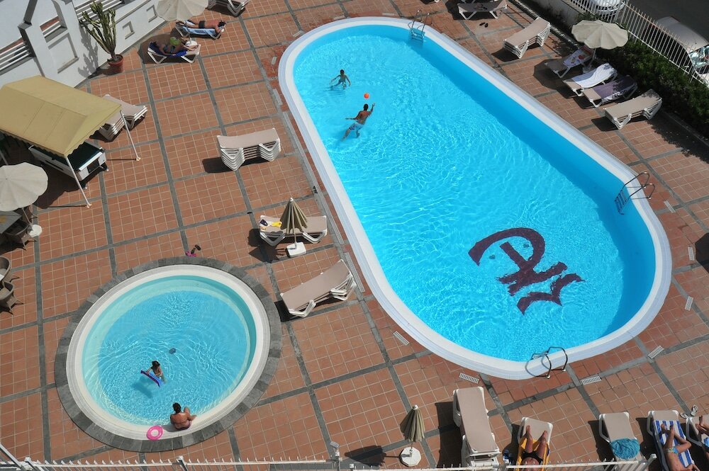 Фото Apartamentos Dorotea