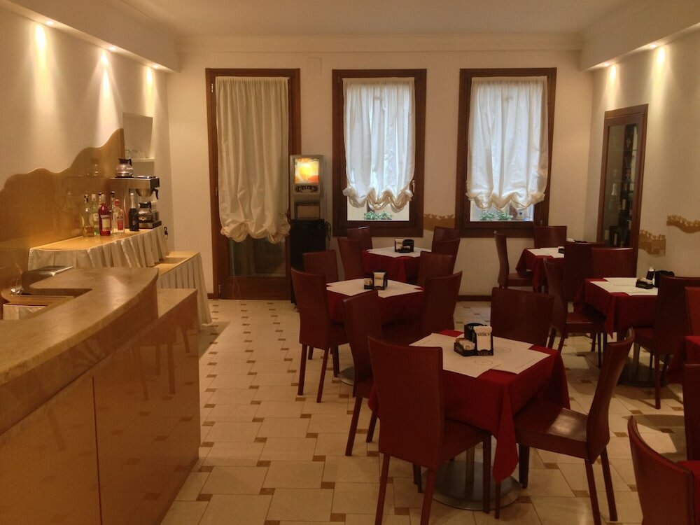 Фото Agli Artisti