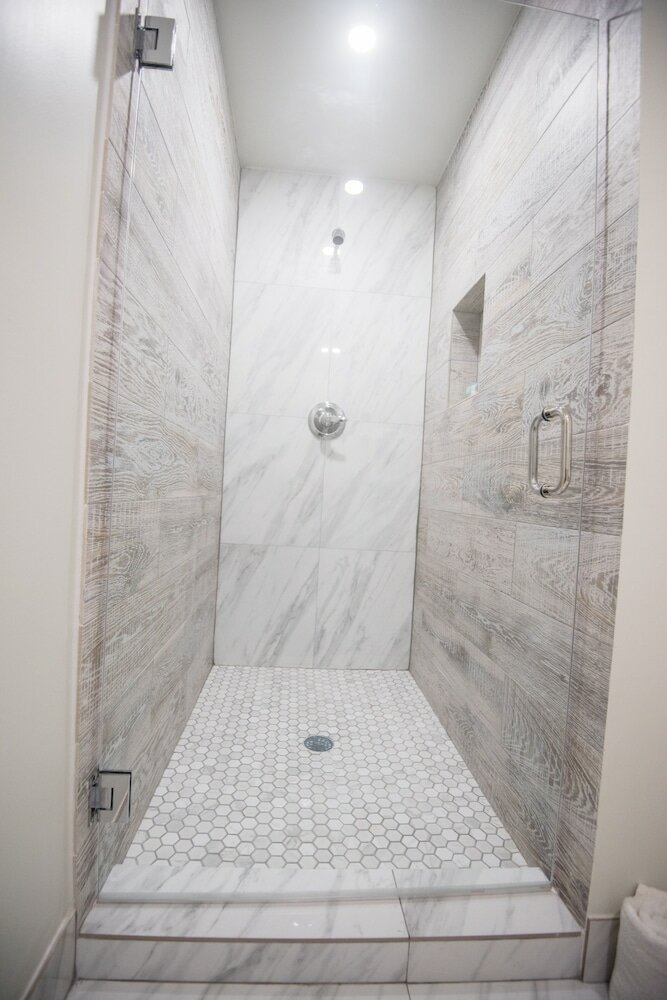 Фото The Drift Hotel