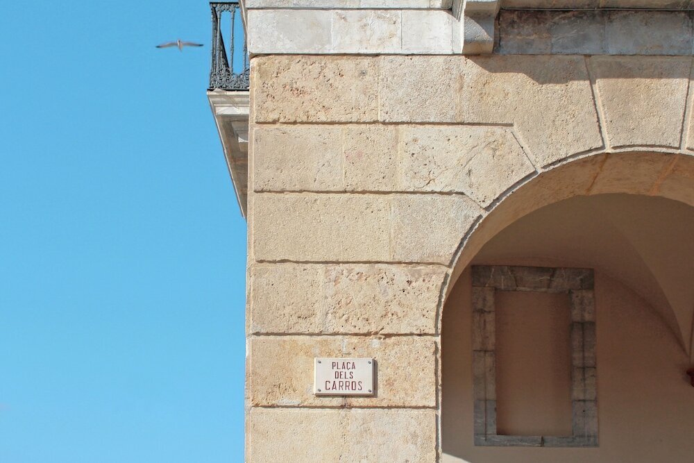 Фото Port Plaza Apartments