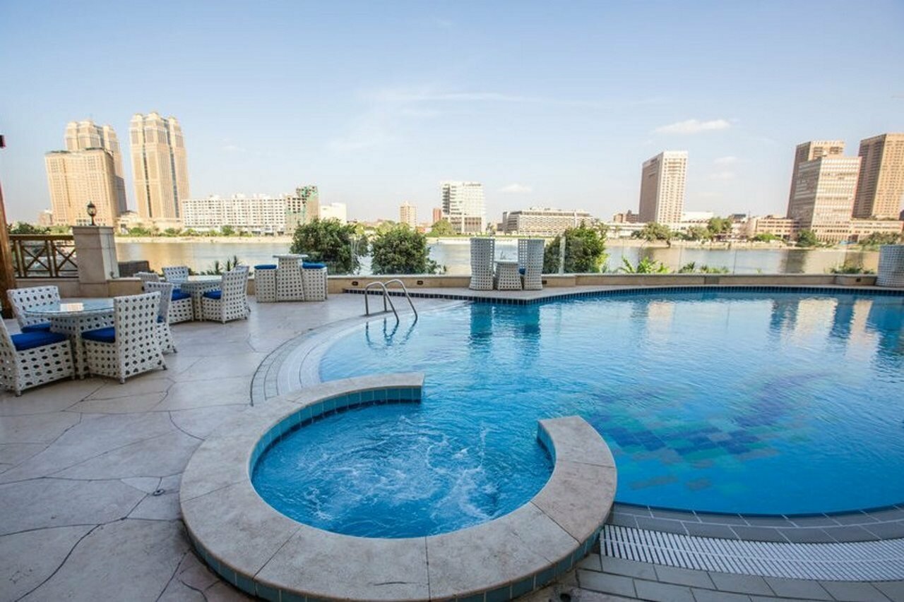 Фото Hilton Cairo Zamalek Residences