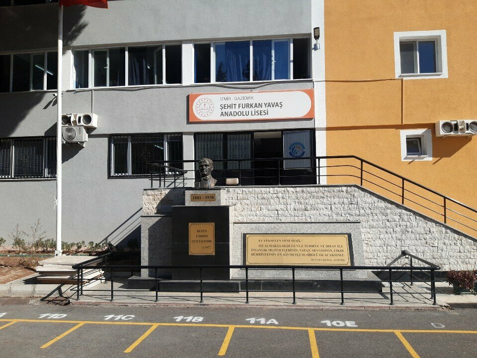 Liceo Martyr Furkan Yavas Anatolian High School, , foto