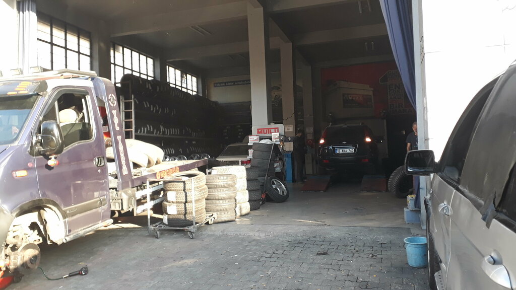 Tienda de repuestos y artículos para automóviles Mutlu Battery Authorized Service, , foto