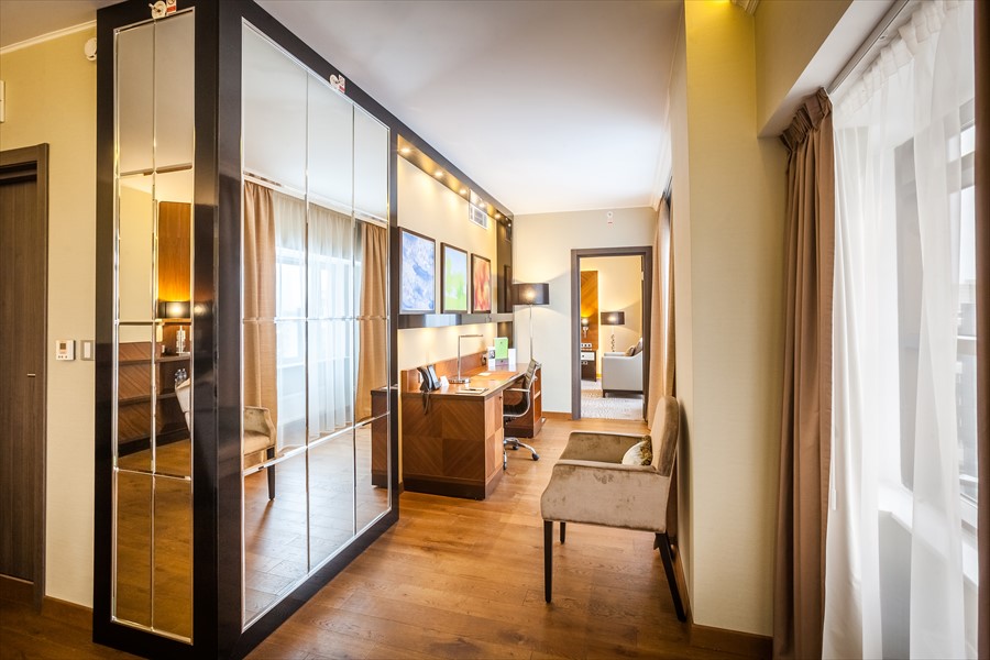 Фото DoubleTree by Hilton