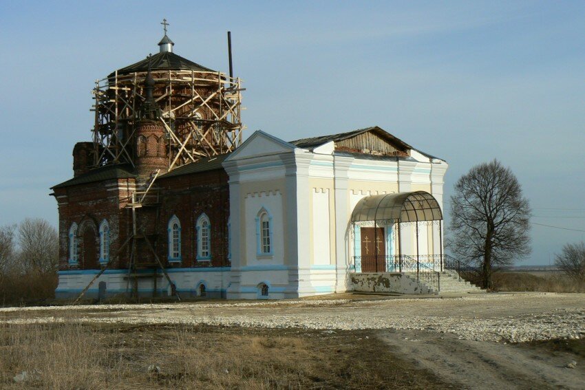 Усады. Церковь Спаса Преображения
