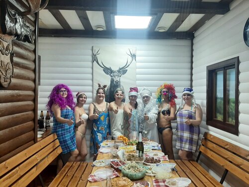 Qiz va yigit porno almashishdi