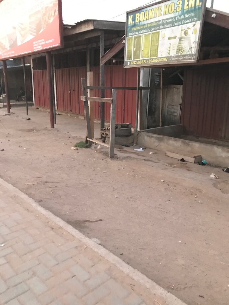 Doors K. Boakye no. 3 enterprise, Earth, photo