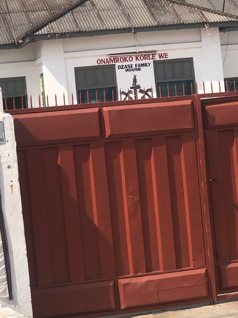 Housing complex Onamroko Korle We, Accra, photo