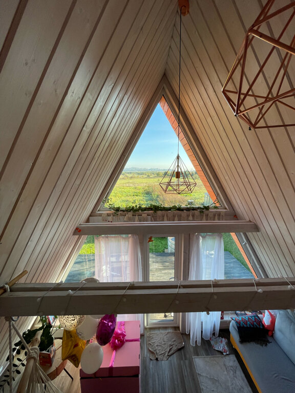 Фото Лиса в шалаше