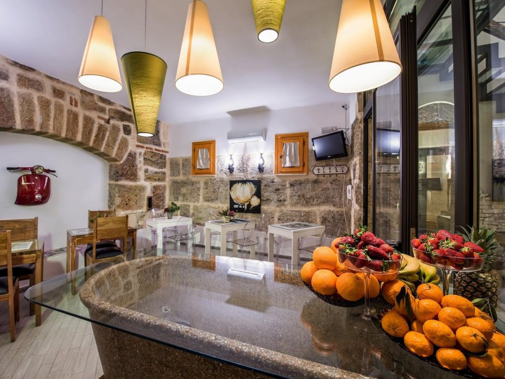 Фото B&b Porta di Castro