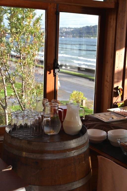 Фото Puerto Chico Hotel