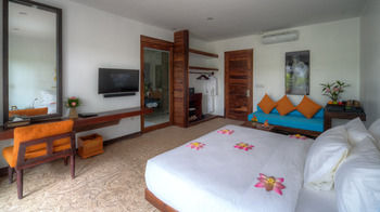 Фото Golden Temple Retreat