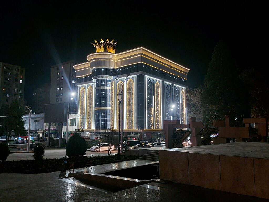 Shopping mall Sadbarg, Dushanbe, photo