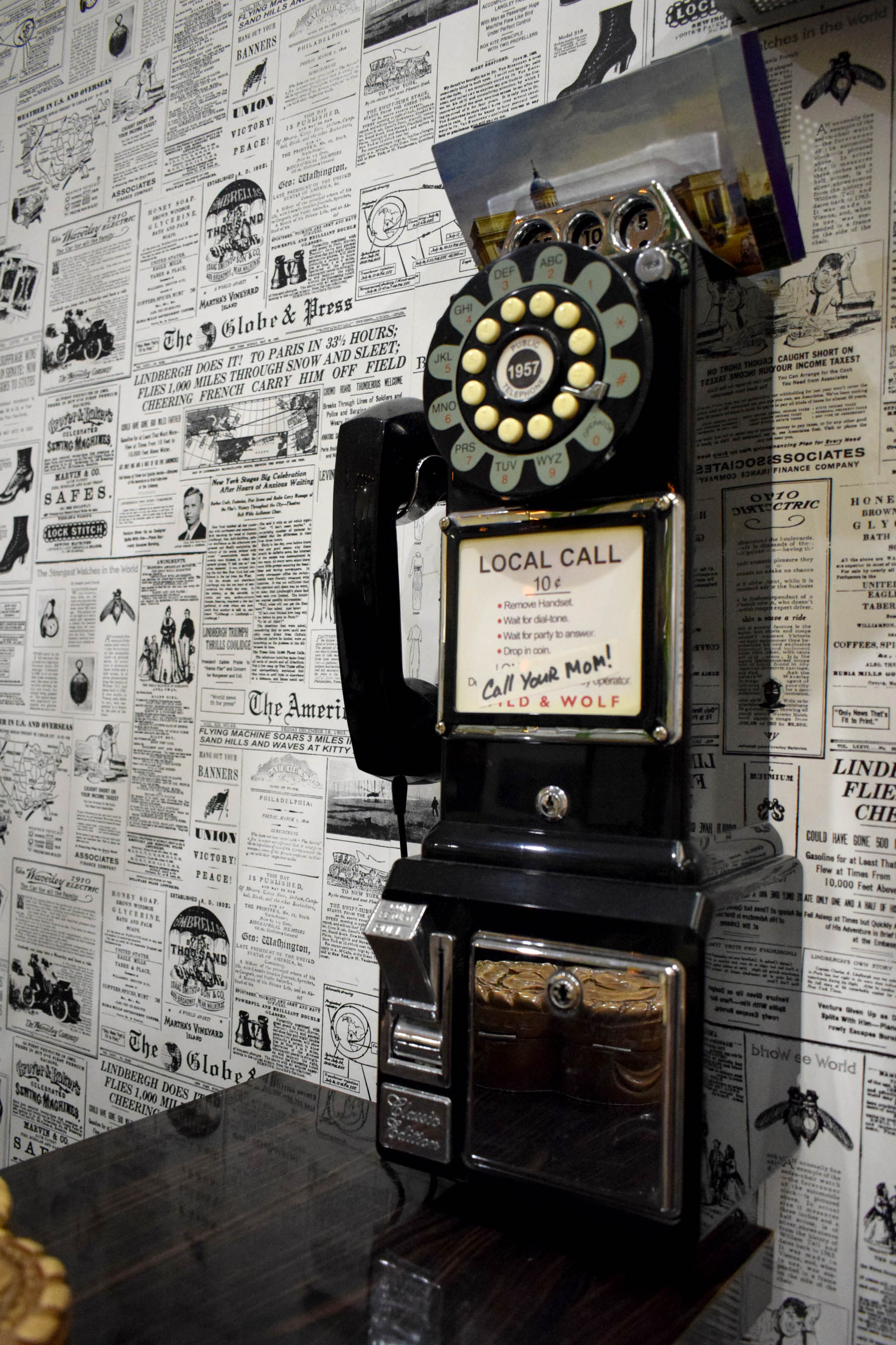 Фото Миссис Хадсон на Невском